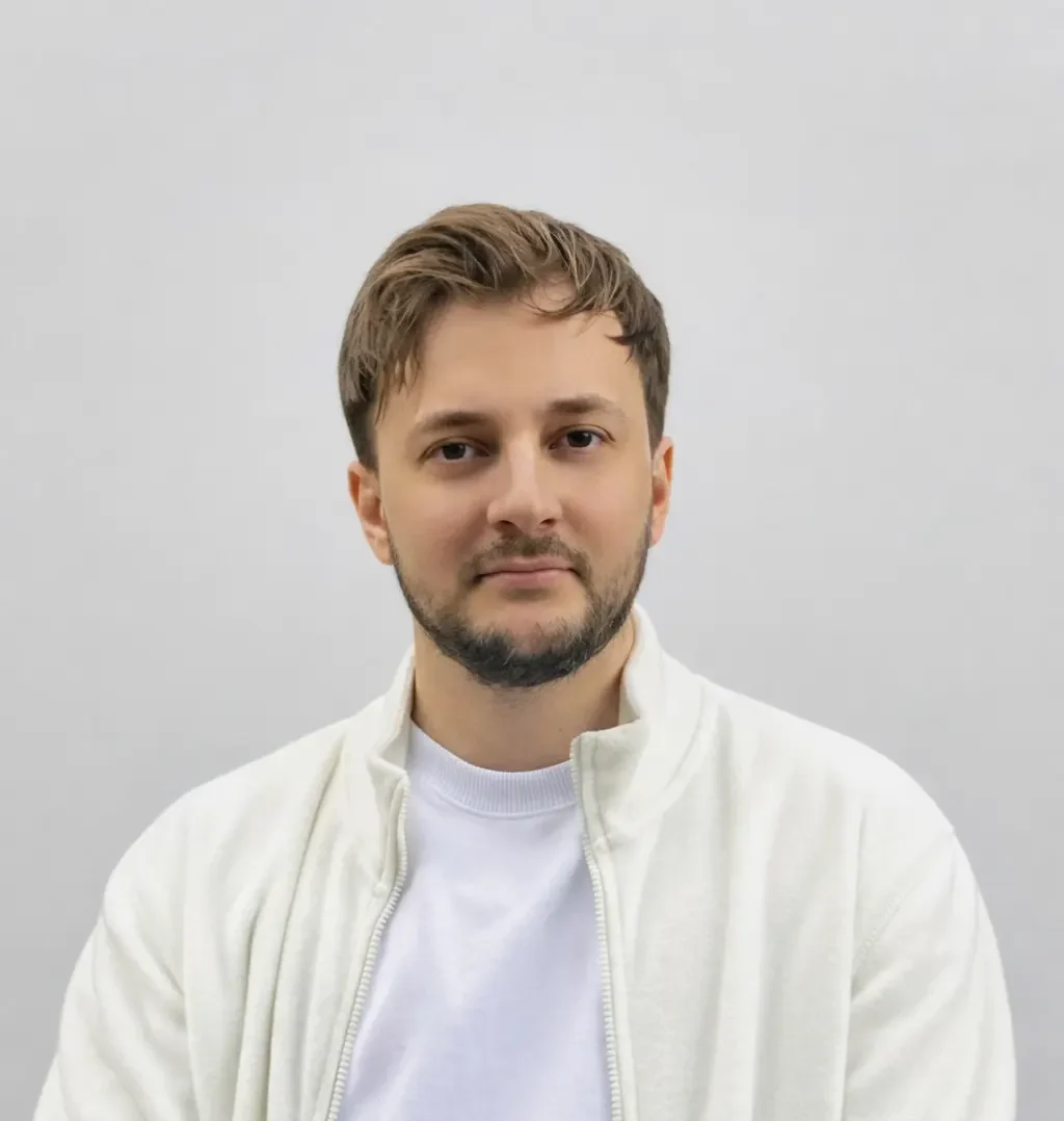 Александр Селенков